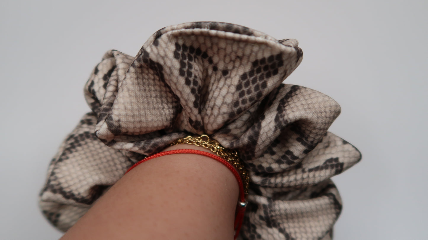 Via XL Scrunchies